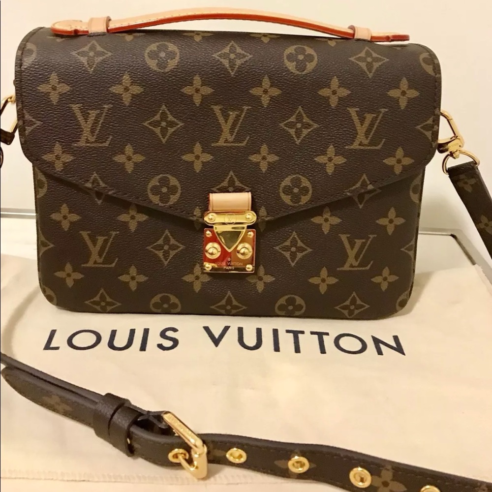 Louis Vuitton Pochette Metis